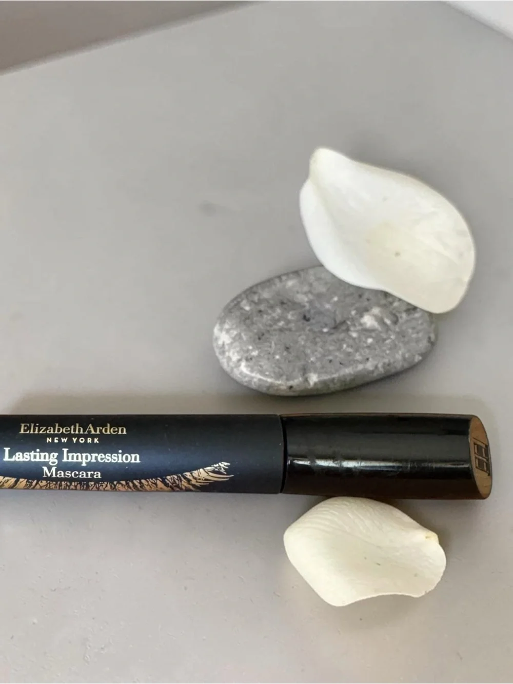 Elizabeth Arden Lasting Impression Mascara in Black FULL SIZE/NO BOX